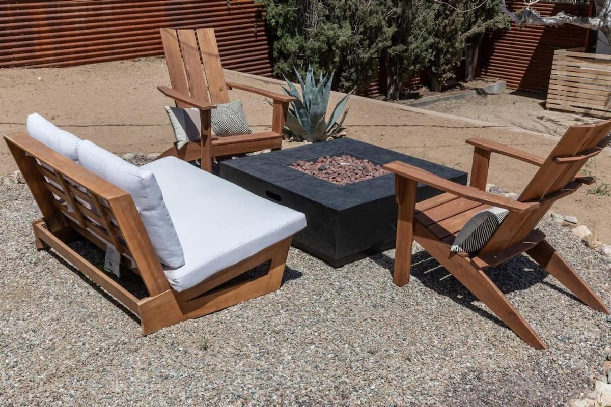 Joshua Tree - Le Tout Petit W Hot Tub Exterior photo